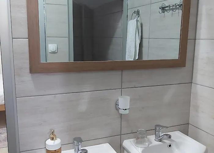 公寓 Yugoslavija 2 Centar *